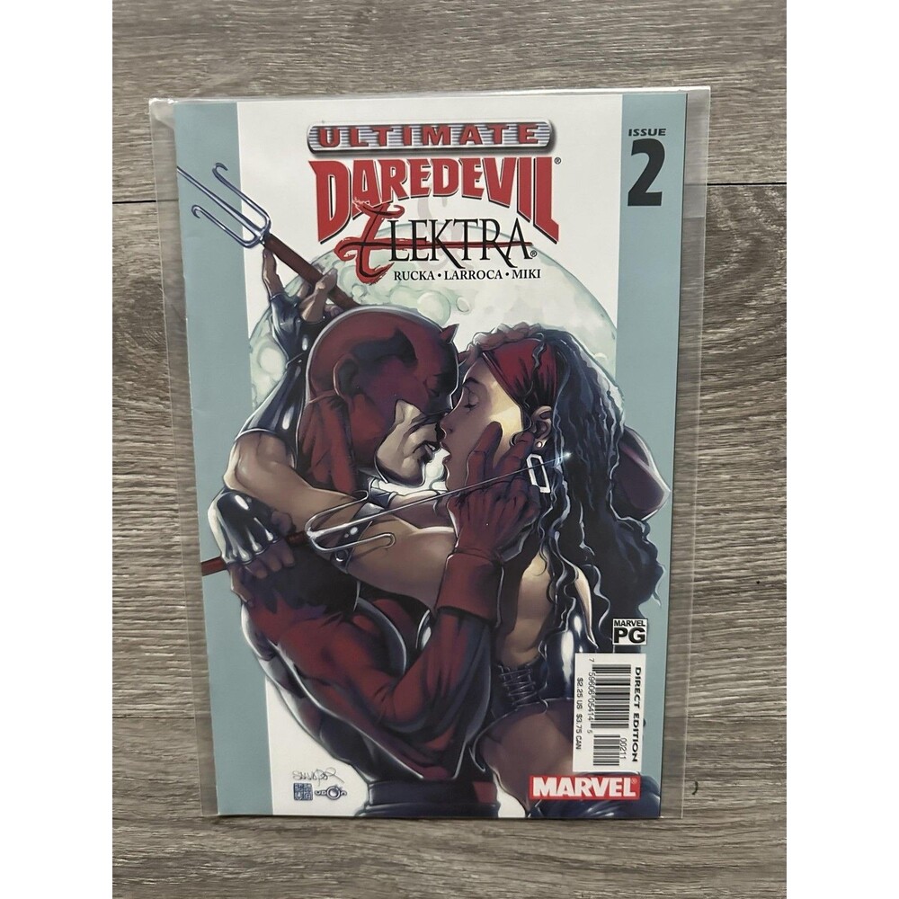 Marvel Ultimate Daredevil Elektra #2 Single Issue Comic Color Rucka Larroca Miki